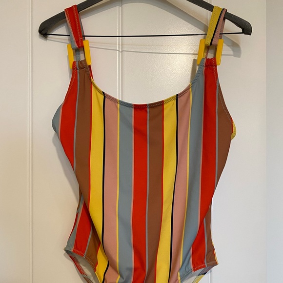 Solid & Striped swimsuit from Revolve - Picture 2 of 5